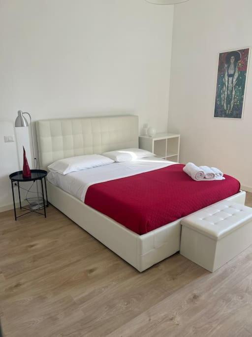 Apartament La Casa Di Clara Neapol Zewnętrze zdjęcie
